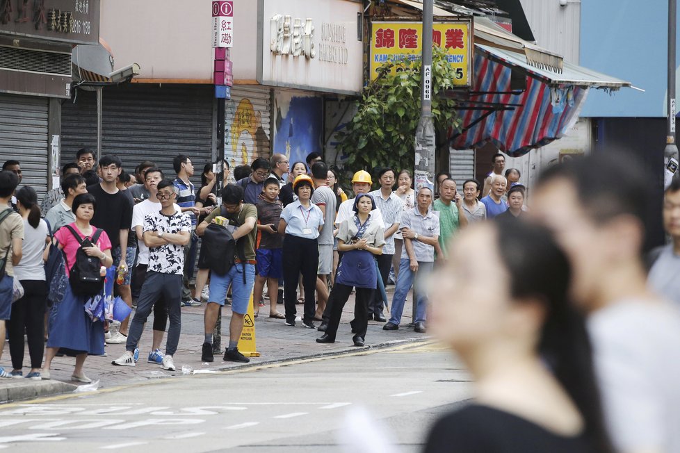 Demonstrace v Hongkongu pokračují, přidávají se už i učitelé