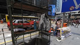V čínském Hongkongu lidé moc na výběr nemají, bytová situace je tam jedna z nejhorších.