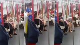Žena dostala v metru záchvat a ječela jako šílená. Vybila se jí baterka v mobilu