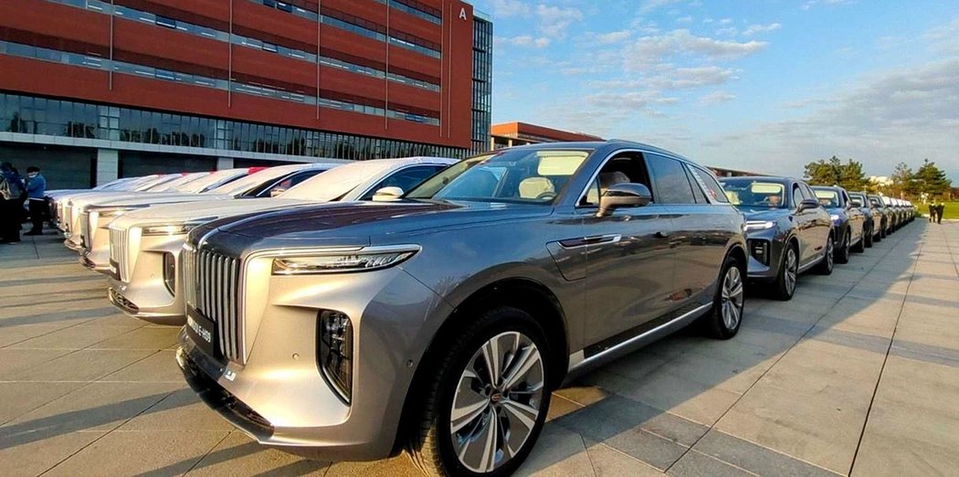 Hongqi E-HS9