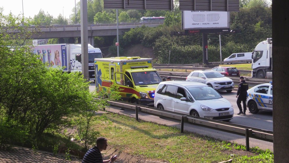 Policisté na Jižní spojce zadrželi jedno z pěti aut ukradených v Rakousku.