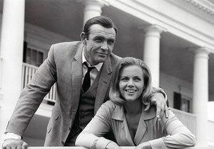 Herečka Honor Blackman a Sean Connery