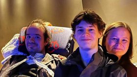 Honza s ALS mohl spolu s blízkými navštívit vystoupení dýdžeje s uměleckým jménem Parov Stelar díky Sanitce splněných snů.