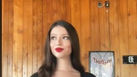 Leah Fennellyová (23) prozradila, kolik si vydělá v restauraci Hooters