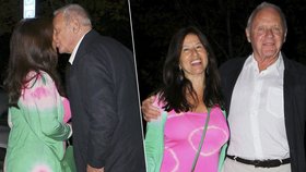 Anthony Hopkins se ukázala se svoji ženou Stellou Arroyave. Zašli si na romantickou večeři do restaurace Tony v Malibu