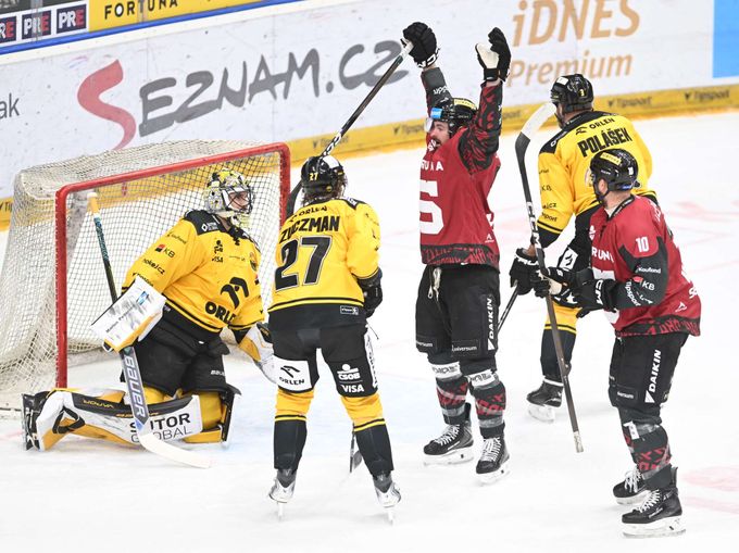 ONLINE: Sparta - Litvínov 2:0. Kladno přišlo o třígólové vedení, Dynamo srovnalo ONLINE: Sparta - Litvínov 2:0. Kladno přišlo o třígólové vedení, Dynamo srovnalo