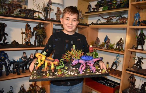 Talentovaný Adam (14): Vytvořil 400 figurek vlastním lepidlem! Sní o Hollywoodu