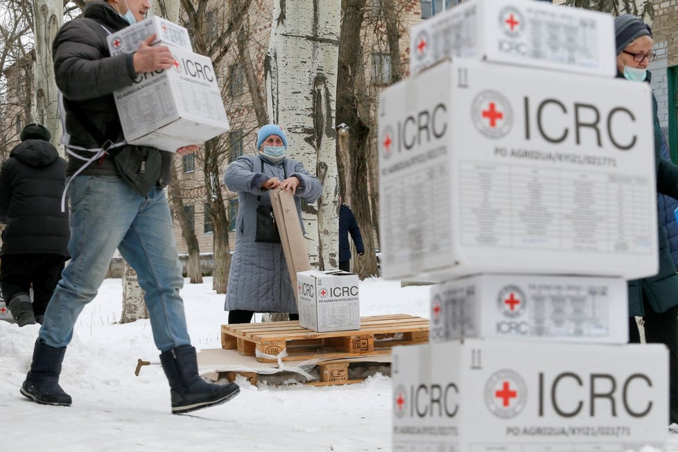 Humanitární pomoc Mezinárodního červeného kříže obyvatelům Horlivky, ovládané rebely