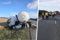 Vážná dopravní nehoda u Horní Moštěnice: Motorkář nepřežil střet s cisternou