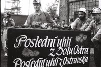 Už 25 let nerubou: Černá Ostrava má doly už jen na koukání, poslední vozík vyjel v červnu 1994