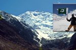Horolezci Petr a Jakub uvázli v sedmi tisících metrech nad mořem na hoře v Pákistánu.