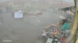 Největší bouřky Česka zachycené na kameru. Bouřlivé léto 2022