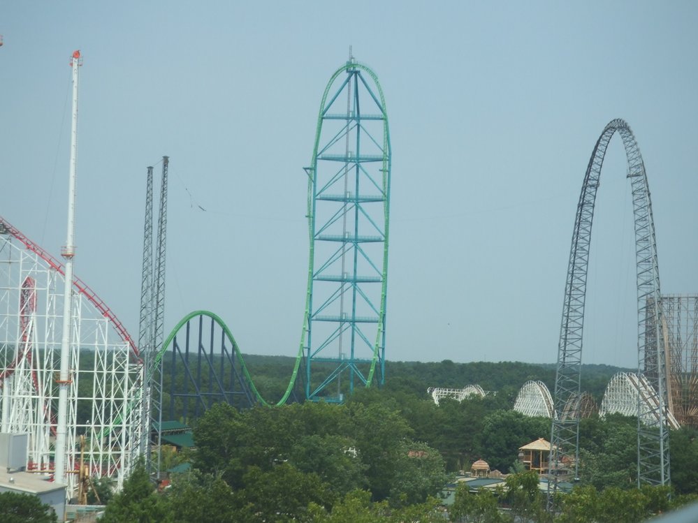 Kingda Ka v americkém New Jersey má na výšku 950 metrů