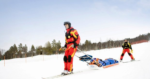 Čtrnáctiletá lyžařka se zranila ve snowparku na Zadově