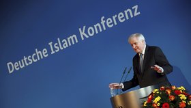 Německý ministr vnitra Horst Seehofer se setkal se zástupci německých muslimů