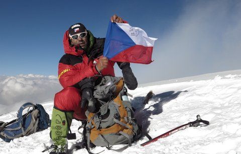Horolezec Radek Jaroš zdolal jako první Čech horu K2: Nahoře mi bylo teplo! 