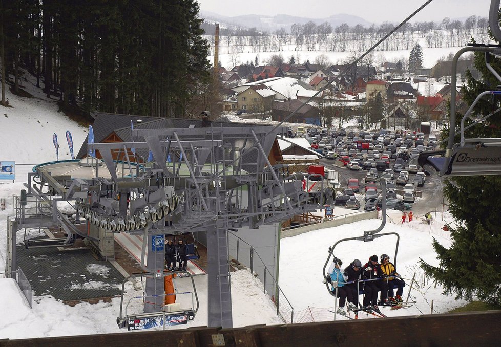 Rokytnice je oblíbeným střediskem lyžařů