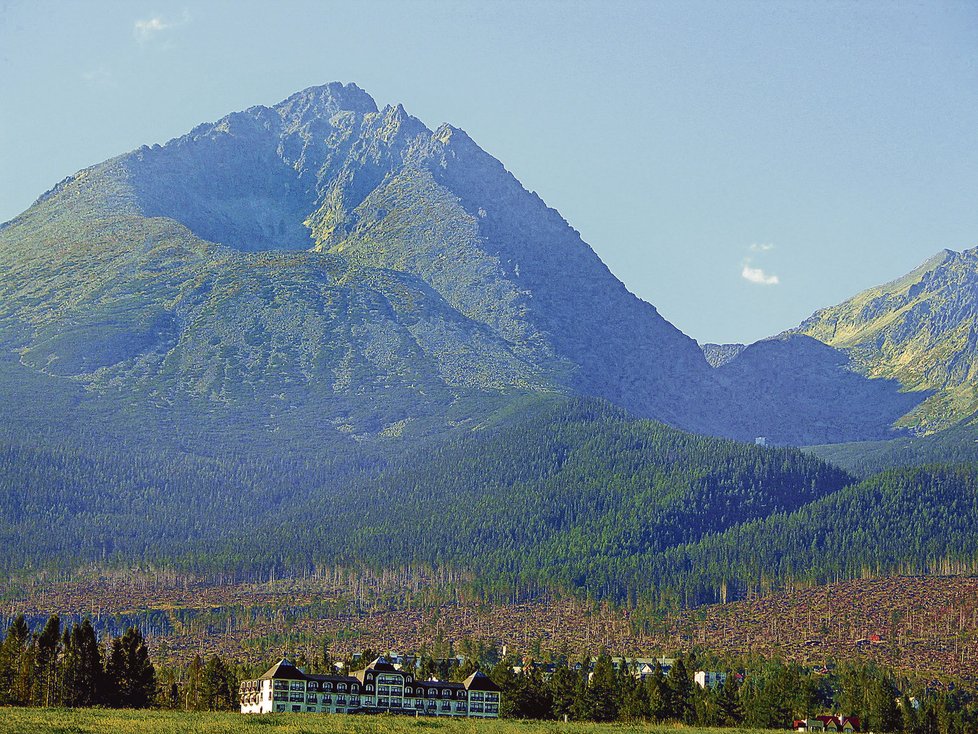 Gerlachovský štít patří k nejoblíbenějším vrcholům. Cena: 7000 Kč
