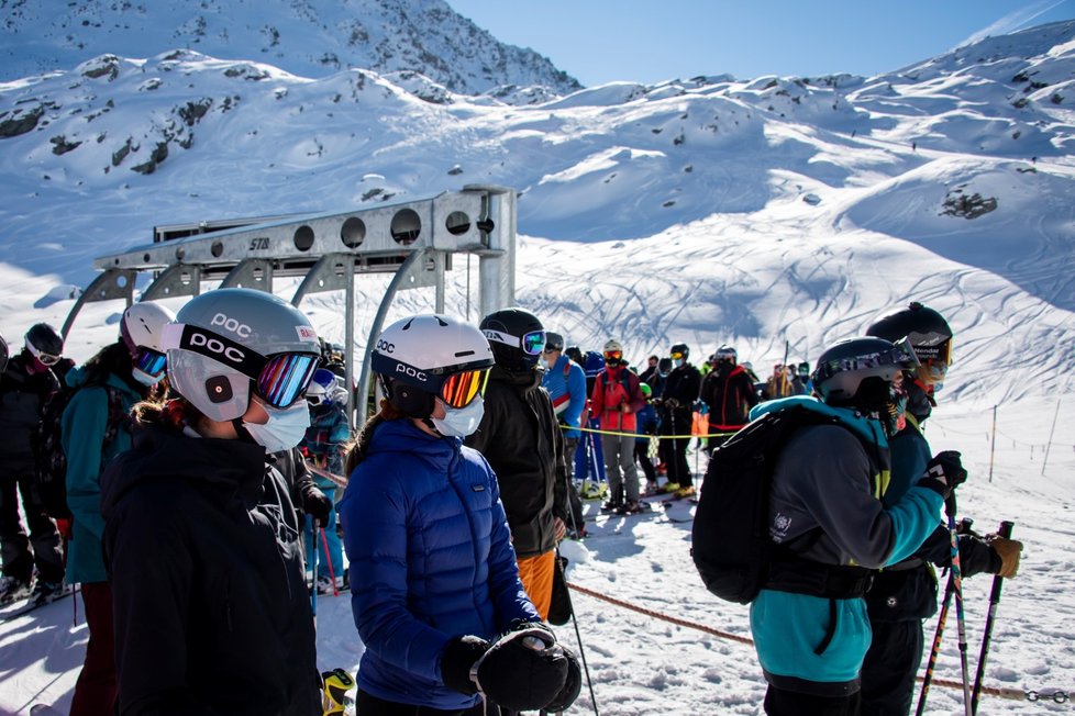 Ve švýcarském Verbieru už se lyžuje