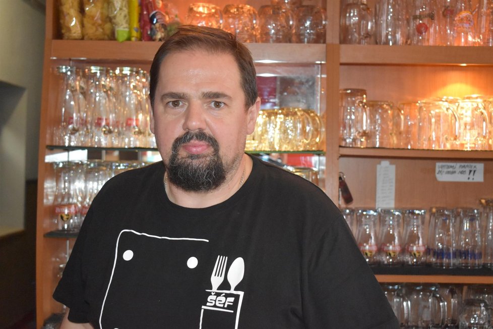 Daniel Bystroň (44), majitel Hostince Na podloubí v Klimkovicích u Ostravy