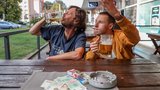 Česko je stále rájem svobody pro alkohol a cigarety. Hned za Německem
