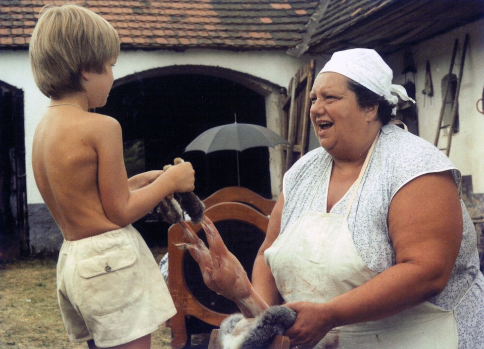 Výlet do Hoštic za sochou Heleny Růžičkové.