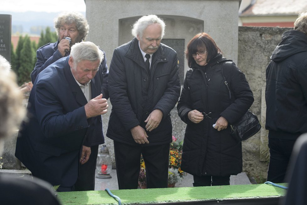 Pohřeb maminky Zdeňka Trošky