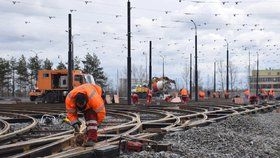 Pražský dopravní podnik zprovoznil velkokapacitní kolejiště v Ústředních dílnách v Hostivaři.