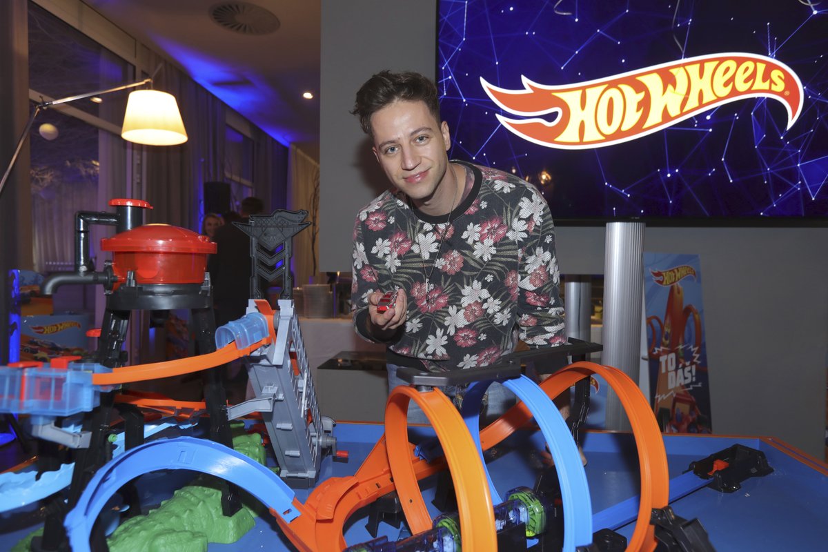 Narozeniny HOT WHEELS si nenechala ujít řada celebrit