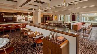 Hotely čím dál víc lákají na své služby i lidi z ulice. Především pak na dobré jídlo Hotely čím dál víc lákají na své služby i lidi z ulice. Především pak na dobré jídlo