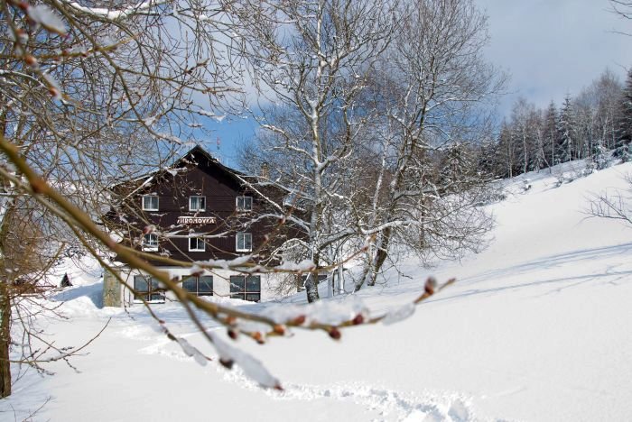 Hotel Hromovka v krkonošském Špindlerově mlýně, ve kterém teplické děti stráví Vánoce zcela zadarmo.