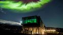 Unikátní hotel na Islandu umožňuje sledovat polární záři.