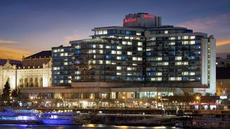 Vítek prodal další balík nemovitostí včetně trofejního hotelu Marriott v Budapešti. Mezi kupci je Orbánův zeť Vítek prodal další balík nemovitostí včetně trofejního hotelu Marriott v Budapešti. Mezi kupci je Orbánův zeť