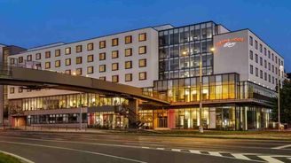 „Nejlepší způsob, jak poznat Plzeň, je zažít ji osobně,“ říká ředitel hotelu vedle pivovaru Pilsner Urquell „Nejlepší způsob, jak poznat Plzeň, je zažít ji osobně,“ říká ředitel hotelu vedle pivovaru Pilsner Urquell