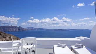 Hotel s nejkrásnějšími výhledy najdete na řeckém ostrově Santorini