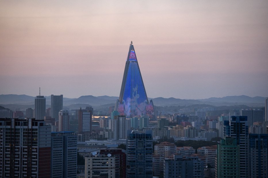 Hotel Ryugyong v severokorejském hlavním městě Pchjongjangu
