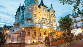 Luxusní hotel sankcionovaného ruského oligarchy ve Varech znovu otevřel. „Cifršpióni“ mu dali výjimku