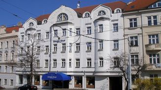 Rakušané prodali hotel Savoy v Praze na Pohořelci