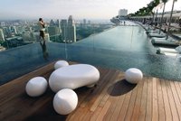 Singapur: Vyhlídková terasa v jednom z nejdražších hotelů světa