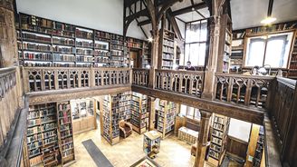 Ubytování pro milovníky literatury: Spánek mezi miliony příběhů v knihovně Gladstone