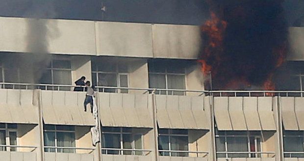Útok na hotel Intercontinental: Obětí je 22, mezi nimi i čtyři Američané
