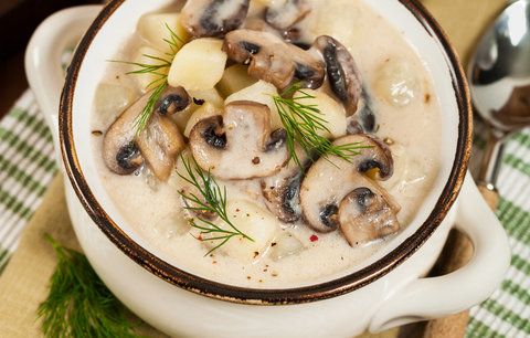Houbové kyselo: Levné a vydatné. Vyzkoušejte tradiční recept z kvásku