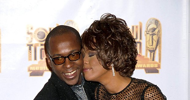 Whitney Houston s exmanželem Bobbym Brownem žila 17 let
