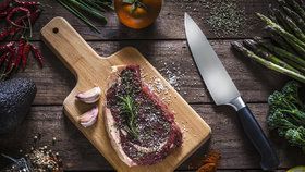 Jak udělat steak na grilu? Kupte to nejlepší hovězí a postupujte podle těchto receptů