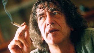 Howard Dennis Marks: Student z Oxfordu, který se zapsal do dějin jako největší světový pašerák marihuany Howard Dennis Marks: Student z Oxfordu, který se zapsal do dějin jako největší světový pašerák marihuany