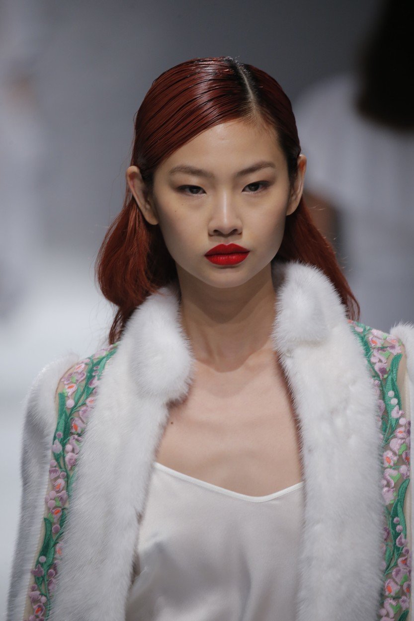 HoYeon Jung na přehlídce Blumarine