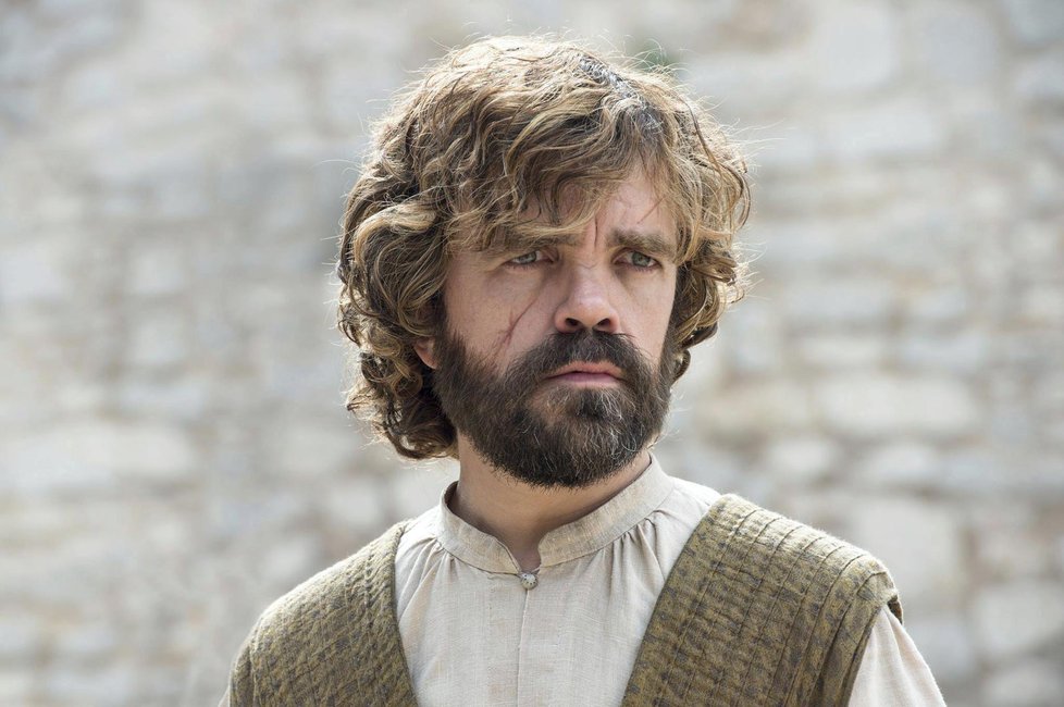 Peter Dinklage jako Tyrion Lannister v seriálu Hra o trůny