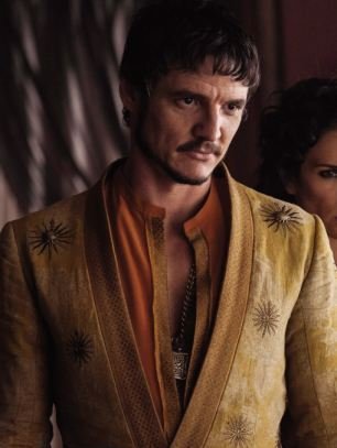 Princ Oberyn Martell v lidské podobě.