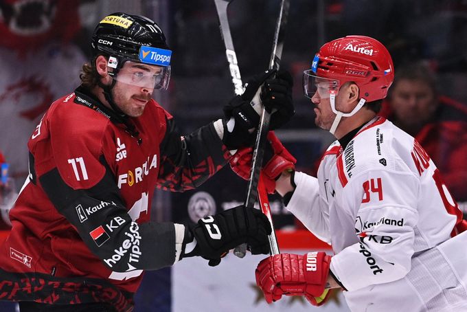 ONLINE: Olomouc - Plzeň 1:0. Sparta první, Liberec porazil Dynamo. Výhry Kladna i Komety ONLINE: Olomouc - Plzeň 1:0. Sparta první, Liberec porazil Dynamo. Výhry Kladna i Komety