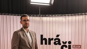 Generální ředitel Českých drach Michal Krapinec v Hráčích naznačil, jak vysoký má plat i že se bude na dráze možná zdražovat opět jízdné.